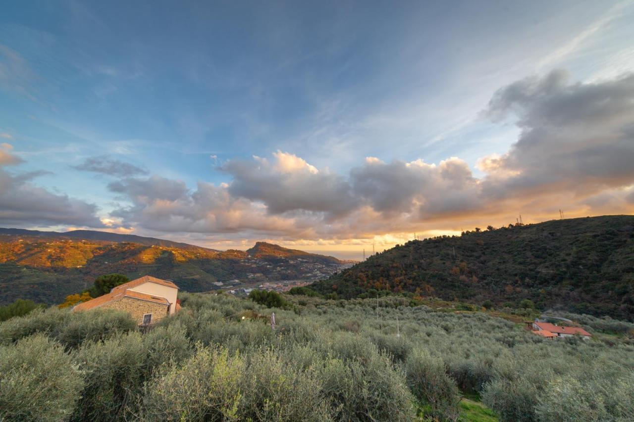 Agriturismo C'Era Una Volta Camporosso  Buitenkant foto